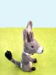 Filz-Fingerpuppe graubrauner Esel kaufen München, Filzfingerpuppe graubrauner Esel kaufen Bayern, glove puppet grey-brown donkey made of felt, natürliches Kinder-Spielzeug aus Filz, Filz-Finger-Puppe graubrauner Esel